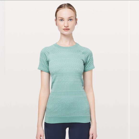 Lululemon NWT Rest Less Short Sleeve Tee Sz 8 Green - Picture 2 of 6